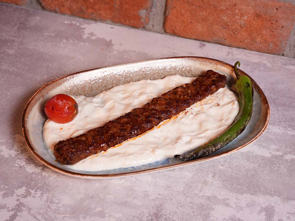 Yoğurtlu Kebap